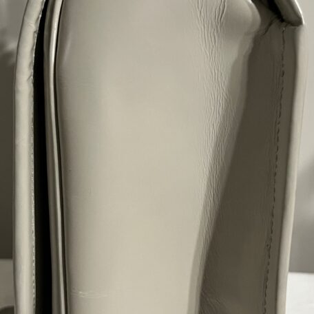 Saddlebag side view2