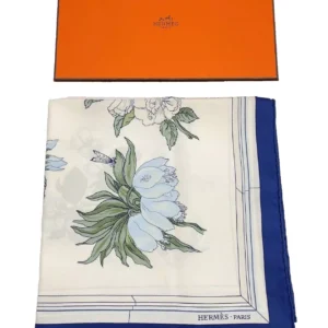 Hermes Carre 90 “Quai Aux Fleurs”